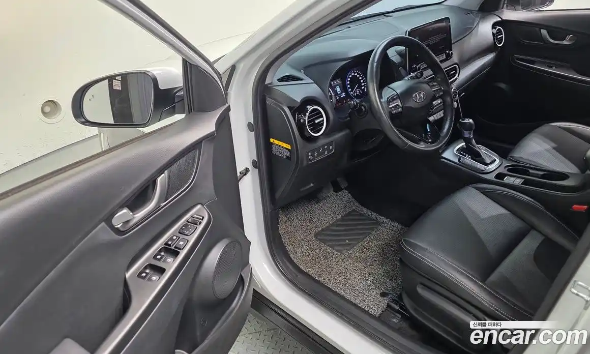 Hyundai Kona 2020 1.6 Автомат в Москве № 583441, фото 11