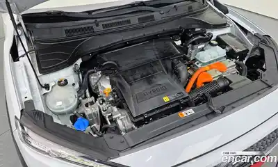 Hyundai Kona 2020 1.6 Автомат в Москве № 583441, миниатюра 6