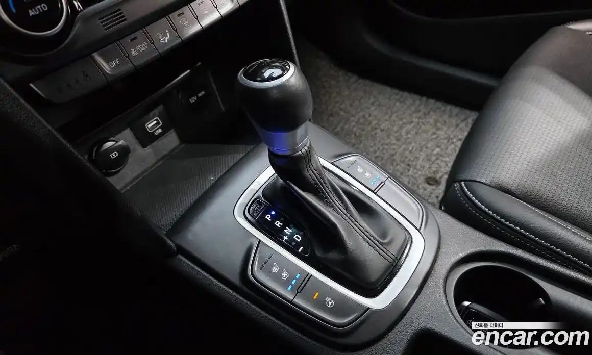 Hyundai Kona 2020 1.6 Автомат в Москве № 583441, фото 9