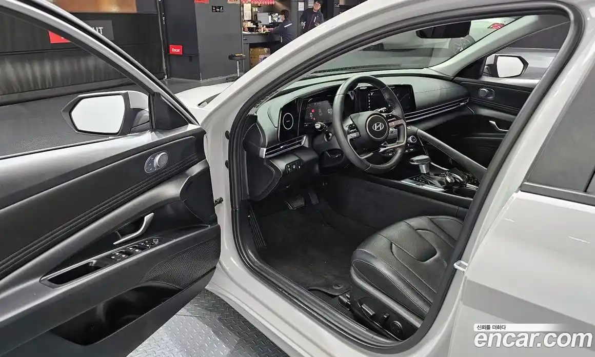 Hyundai Avante 2024 1.6 Автомат в Москве № 583493, фото 11