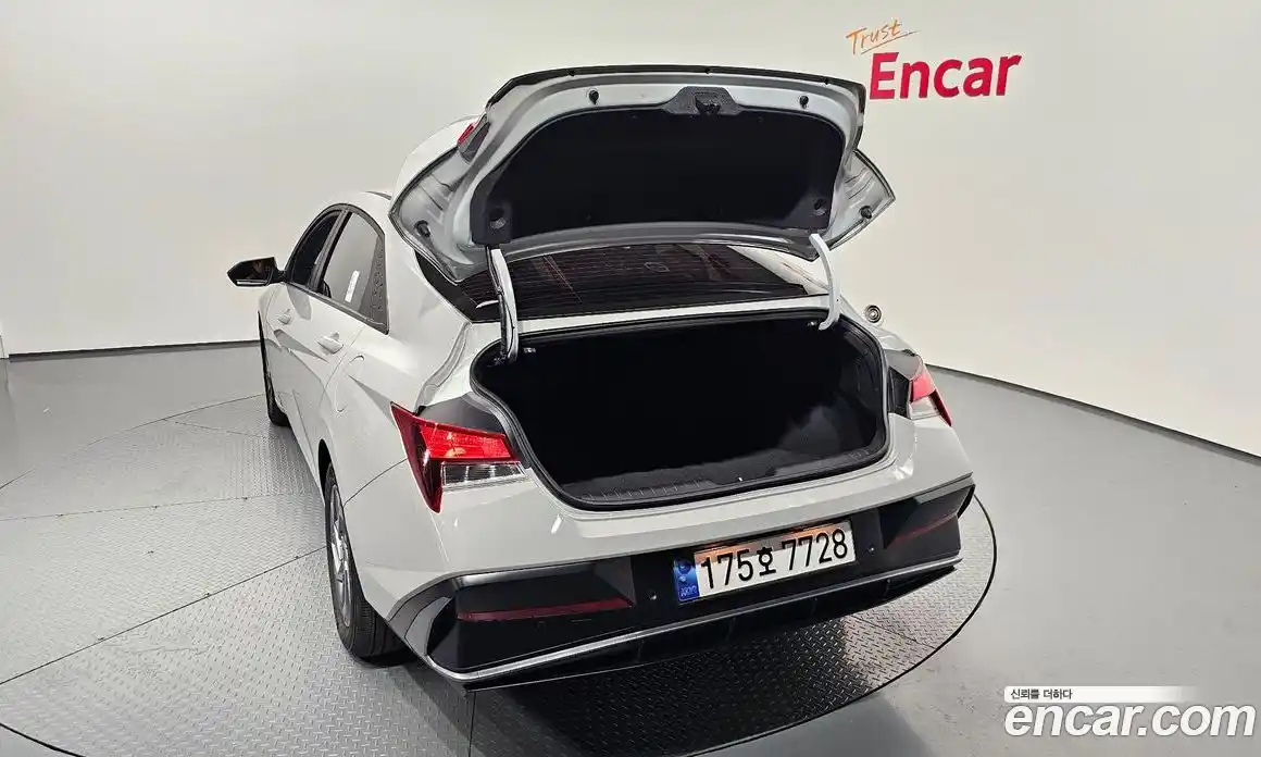 Hyundai Avante 2024 1.6 Автомат в Москве № 583493, фото 20