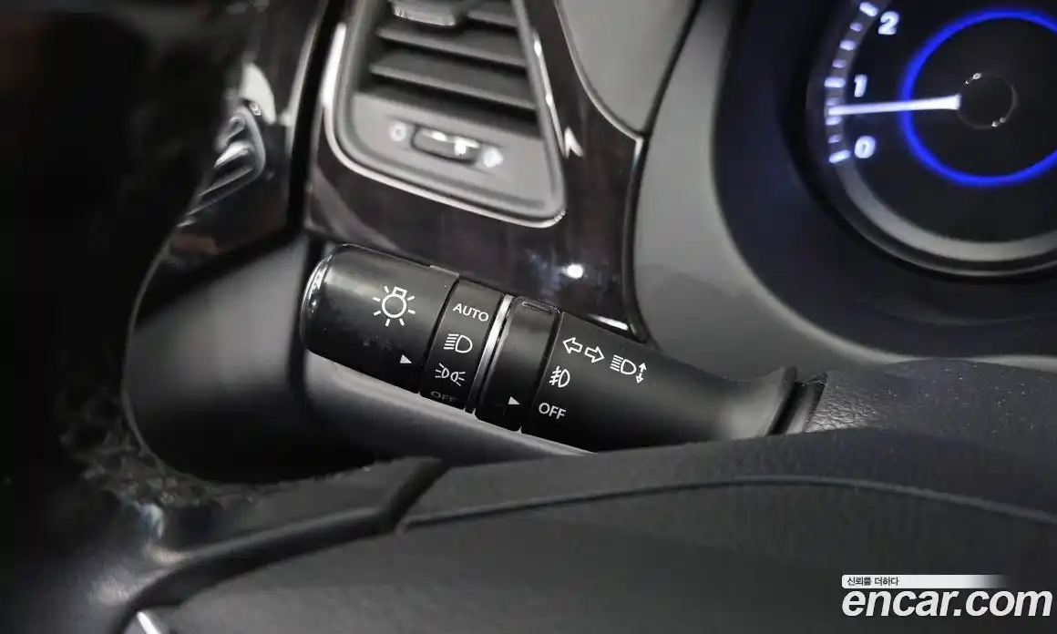 Hyundai Grandeur 2015 2.4 Автомат в Москве № 583632, фото 18