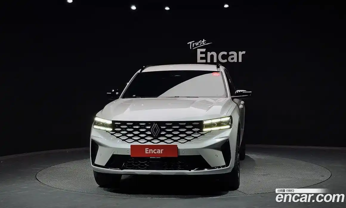 Renault Grand Koleos 2025 1.5 Автомат в Москве № 583635, фото 3