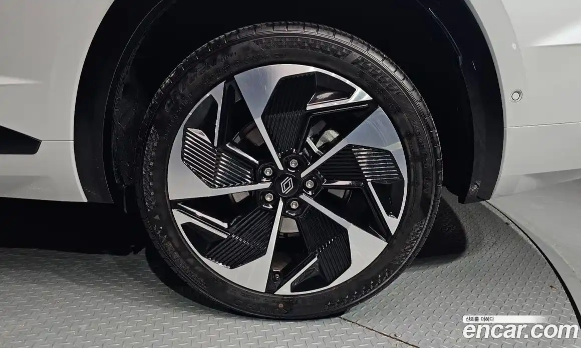 Renault Grand Koleos 2025 1.5 Автомат в Москве № 583635, фото 5