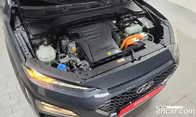 Hyundai Kona 2020 1.6 Автомат в Москве № 583675, миниатюра 6