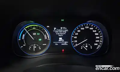 Hyundai Kona 2020 1.6 Автомат в Москве № 583675, миниатюра 8