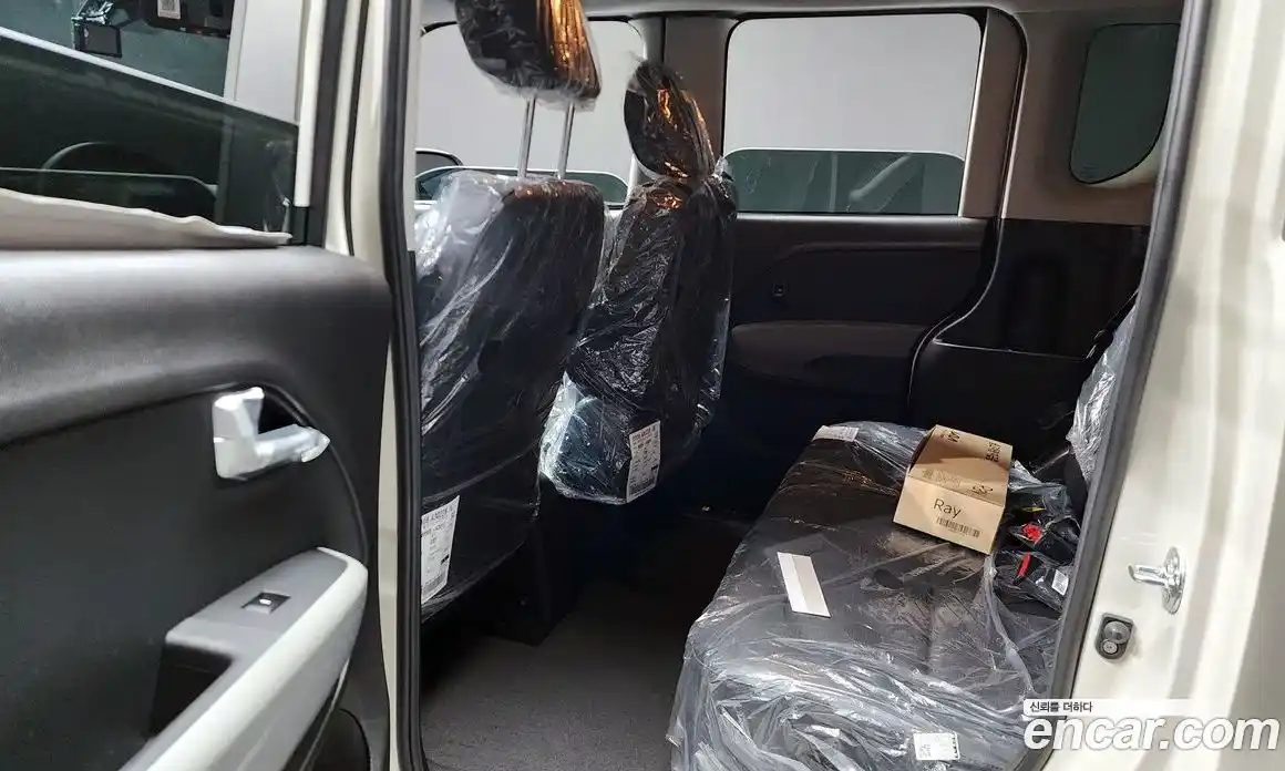 Kia Ray 2026 1.0 Автомат в Москве № 583871, фото 13