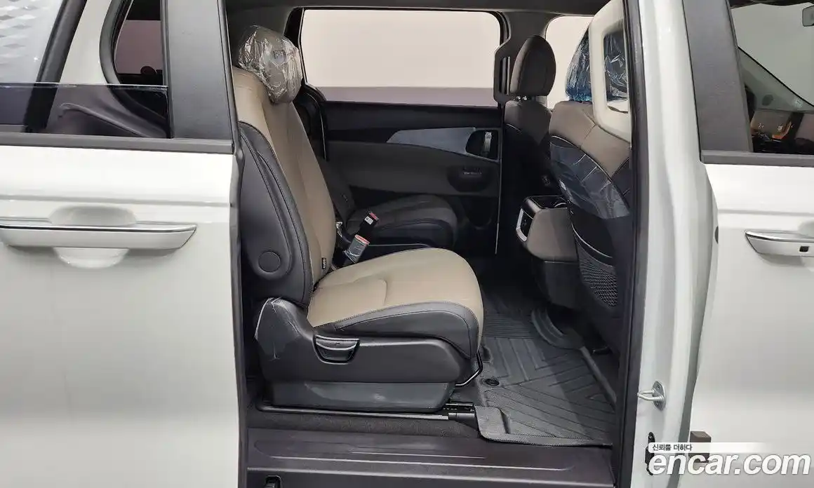 Kia Canival 2026 3.5 Автомат в Москве № 583955, фото 12