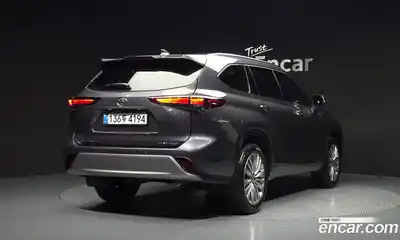 Toyota Highlander 2025 2.5 Автомат в Москве № 584554, миниатюра 2