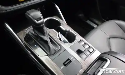 Toyota Highlander 2025 2.5 Автомат в Москве № 584554, миниатюра 9