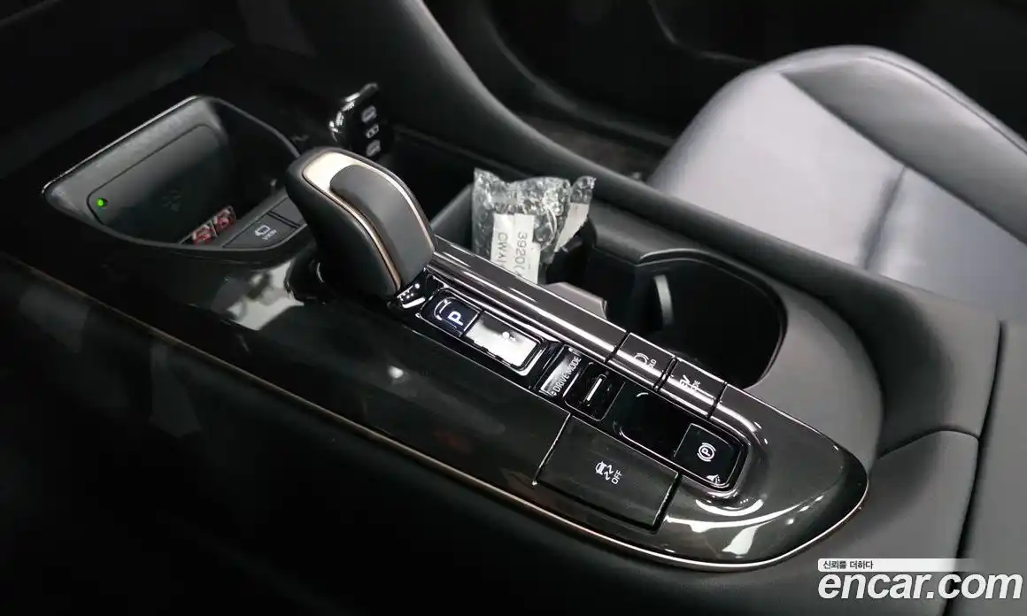 Toyota Crown 2025 2.5 Автомат в Москве № 584563, фото 9