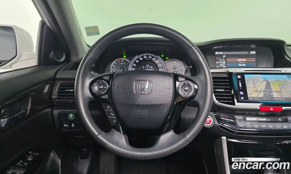 Honda Accord 2017 2.4 Автомат в Москве № 584612, фото 13