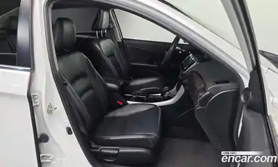 Honda Accord 2017 2.4 Автомат в Москве № 584612, миниатюра 10