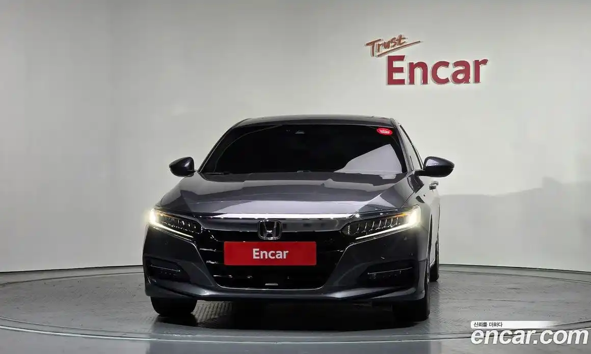 Honda Accord 2019 2.0 Автомат в Москве № 584633, фото 3