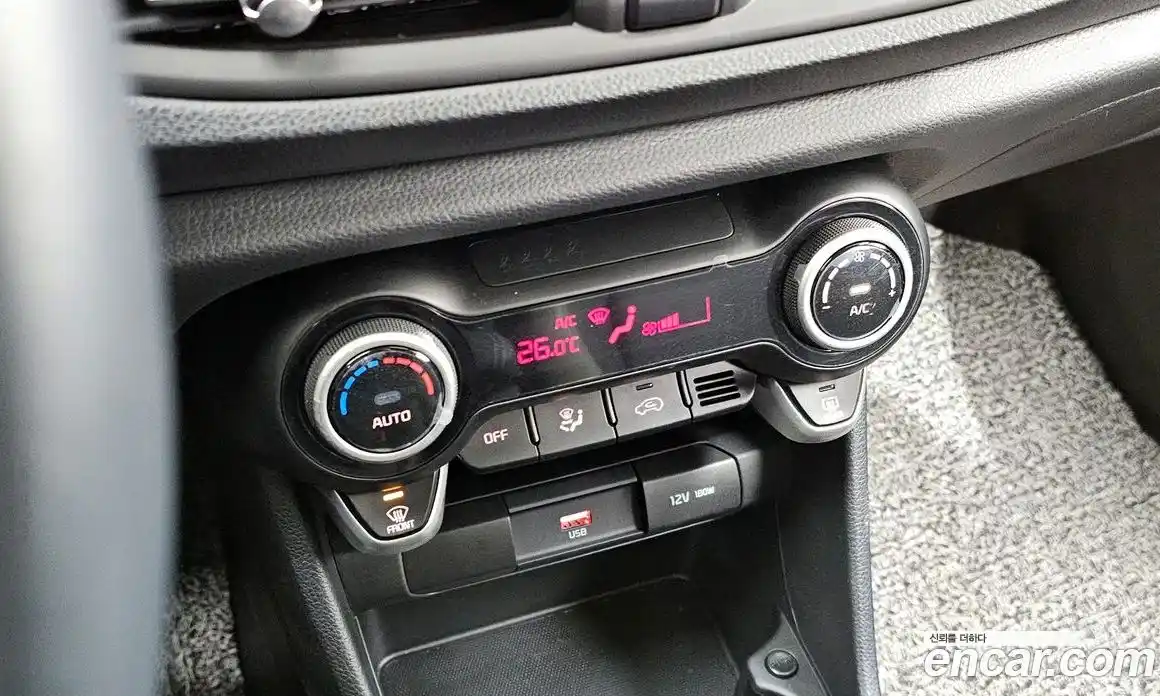 Kia Morning 2023 1.0 Автомат в Москве № 585903, фото 17