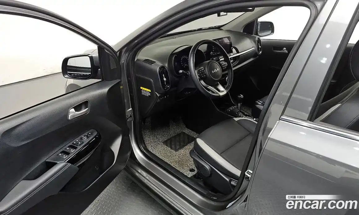 Kia Morning 2023 1.0 Автомат в Москве № 585903, фото 10