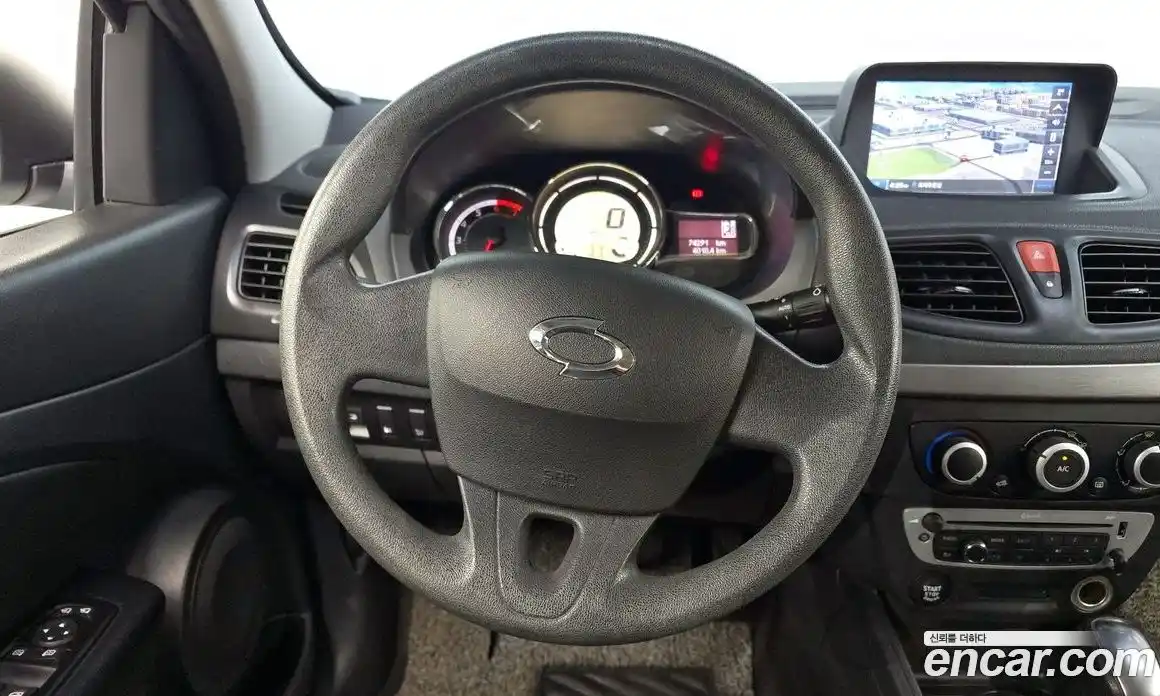 Renault SM3 2018 1.6 Автомат в Москве № 585961, фото 13