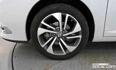 Renault SM3 2018 1.6 Автомат в Москве № 585961, миниатюра 5