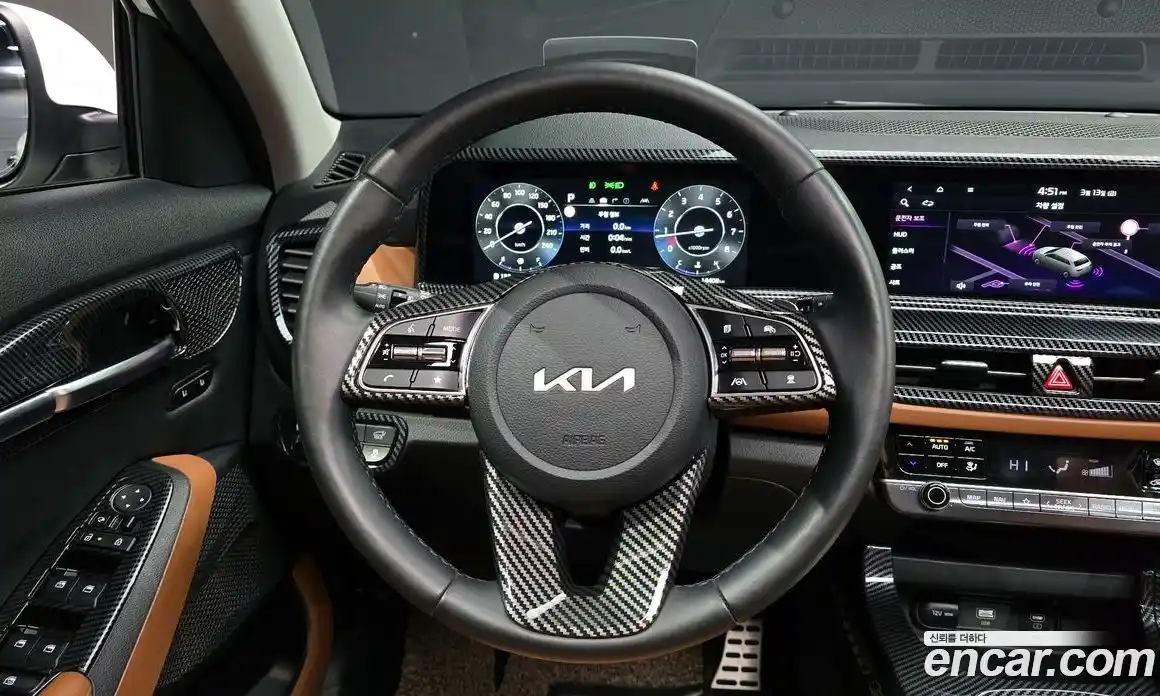 Kia Seltos 2023 1.6 Автомат в Москве № 586440, фото 13