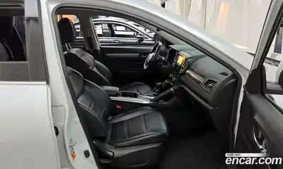 Renault QM6 2023 2.0 Автомат в Москве № 586551, миниатюра 11