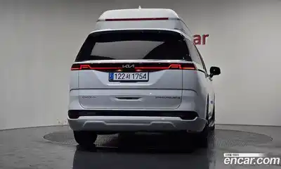 Kia Canival 2023 3.5 Автомат в Москве № 586874, миниатюра 4