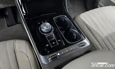 Kia Canival 2023 3.5 Автомат в Москве № 586874, миниатюра 9