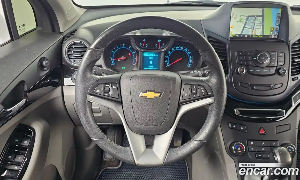 Chevrolet Orlando 2015 2.0 Автомат в Москве № 586989, фото 13