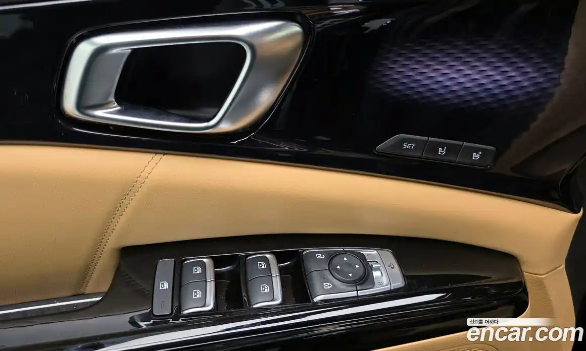 Kia Canival 2022 2.2 Автомат в Москве № 587097, фото 14