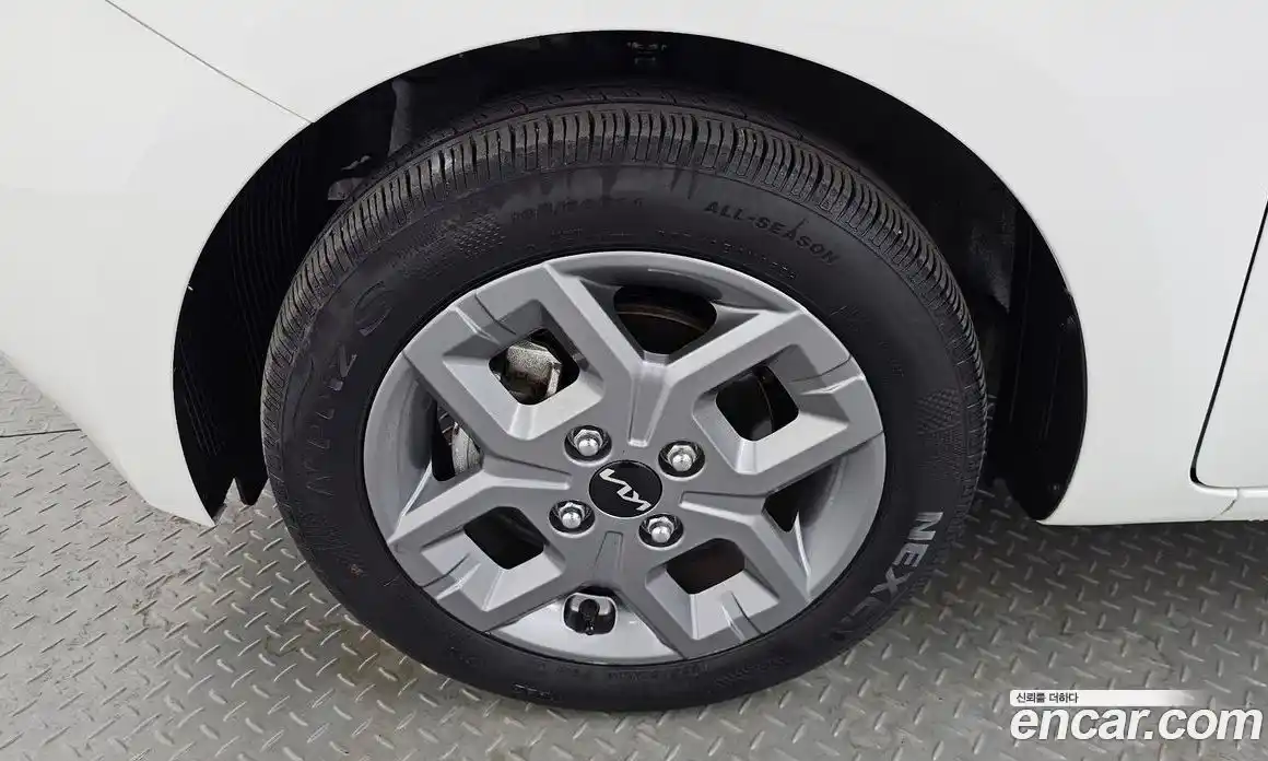 Kia Ray 2024 1.0 Автомат в Москве № 587135, фото 4