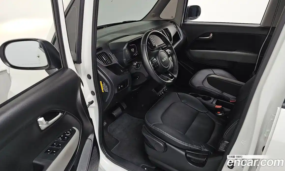 Kia Ray 2024 1.0 Автомат в Москве № 587135, фото 10