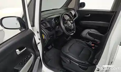 Kia Ray 2024 1.0 Автомат в Москве № 587135, миниатюра 10