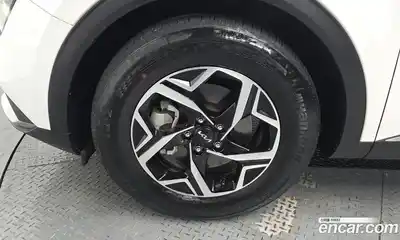 Kia Sportage 2022 1.6 Автомат в Москве № 587494, миниатюра 4