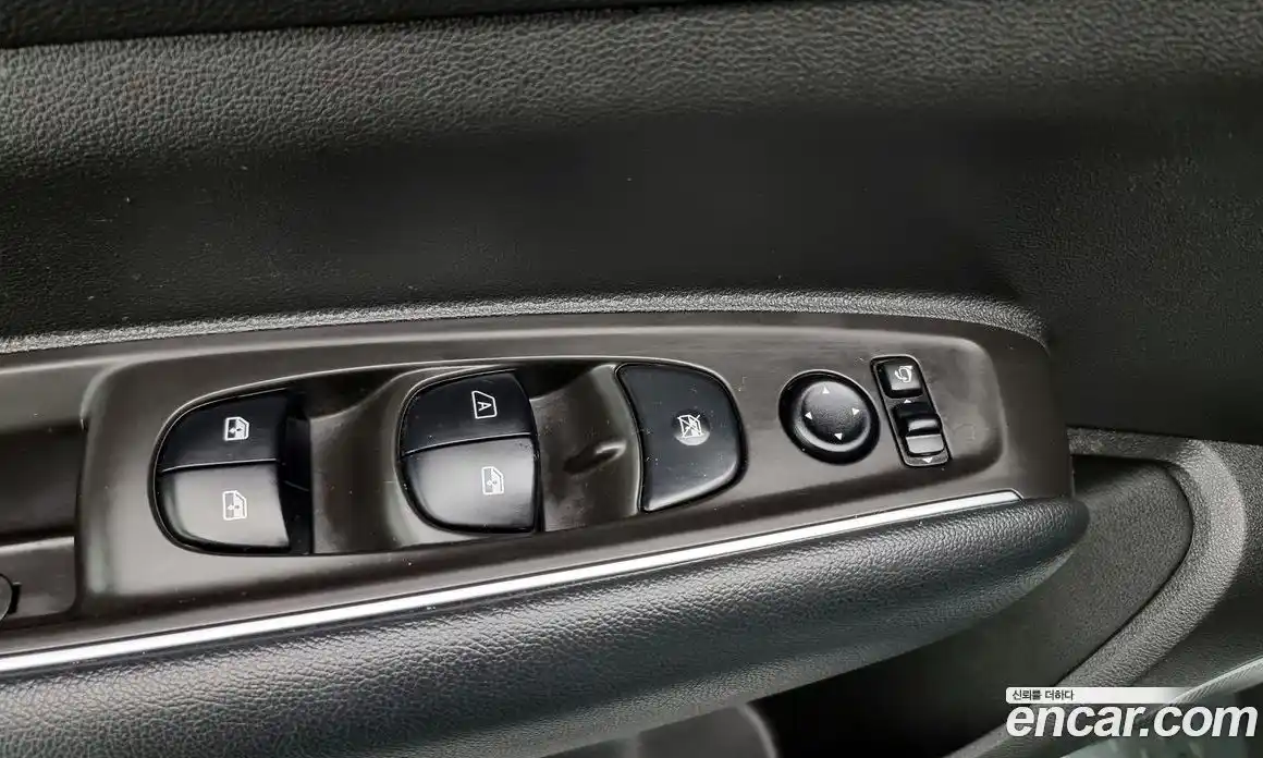 Renault QM6 2018 2.0 Автомат в Москве № 587910, фото 17