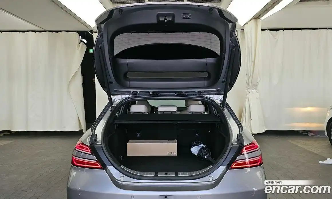 Genesis G70 2023 2.0 Автомат в Москве № 588131, фото 20