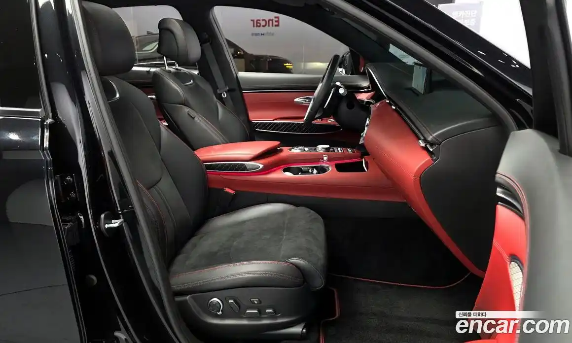 Genesis GV70 2023 2.5 Автомат в Москве № 588169, фото 11