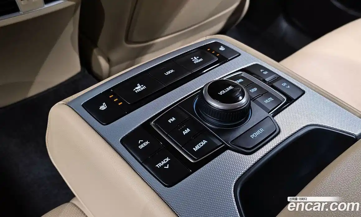 Genesis G80 2017 3.3 Автомат в Москве № 588305, фото 18