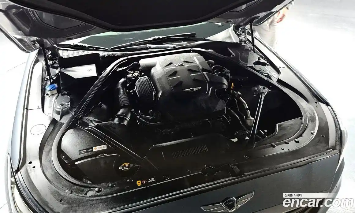 Genesis G80 2017 3.3 Автомат в Москве № 588305, фото 6