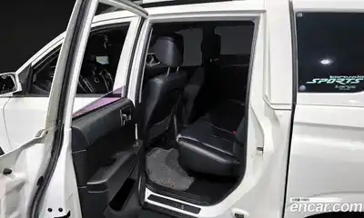 SsangYong Korando 2015 2.0 Автомат в Москве № 589426, миниатюра 11