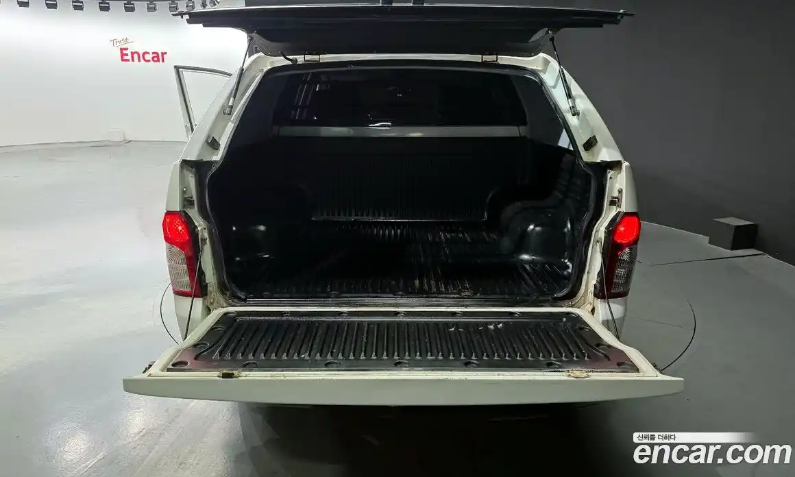 SsangYong Korando 2015 2.0 Автомат в Москве № 589426, фото 20