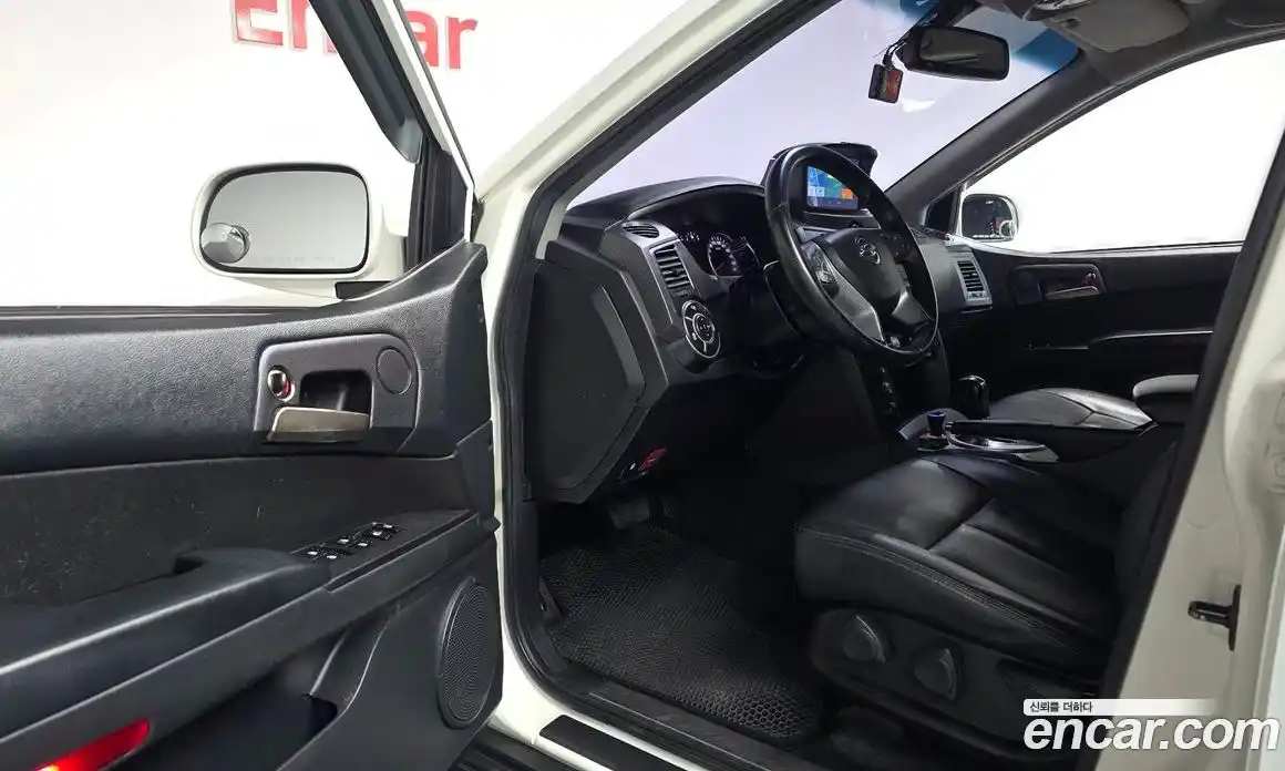 SsangYong Korando 2015 2.0 Автомат в Москве № 589586, фото 11