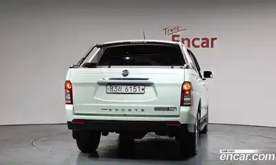 SsangYong Korando 2015 2.0 Автомат в Москве № 589586, миниатюра 4