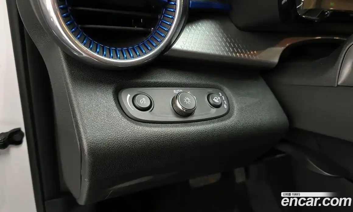 Chevrolet Trax 2024 1.2 Автомат в Москве № 589627, фото 17