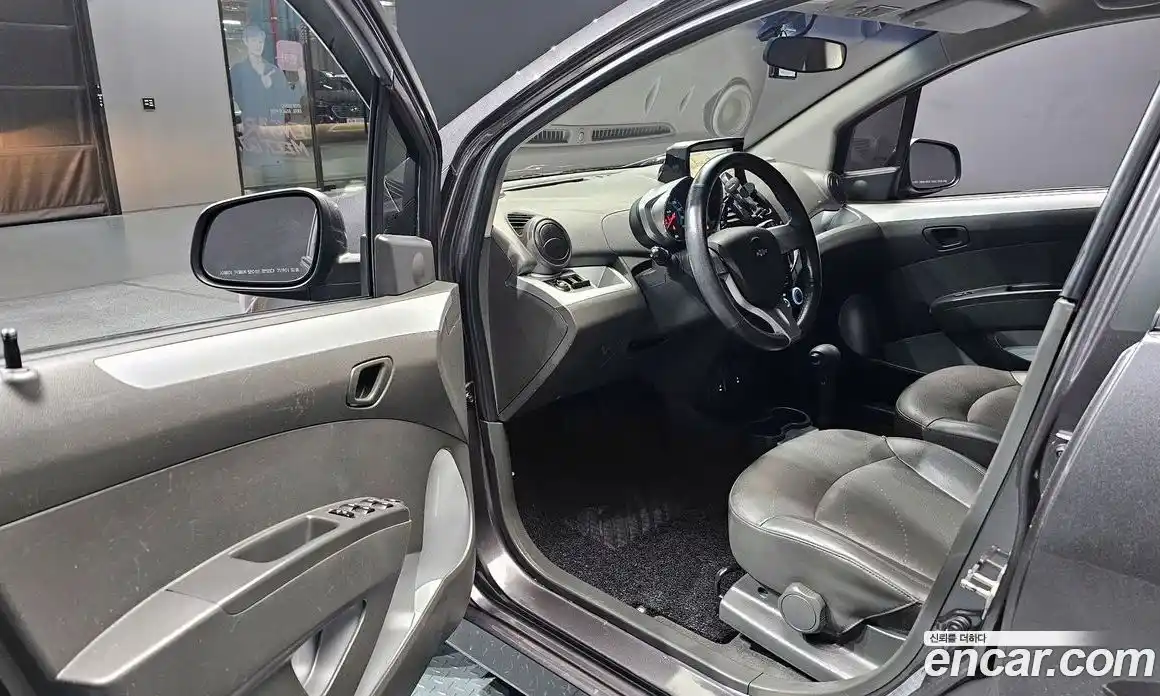 Chevrolet Spark 2014 1.0 Автомат в Москве № 589828, фото 11