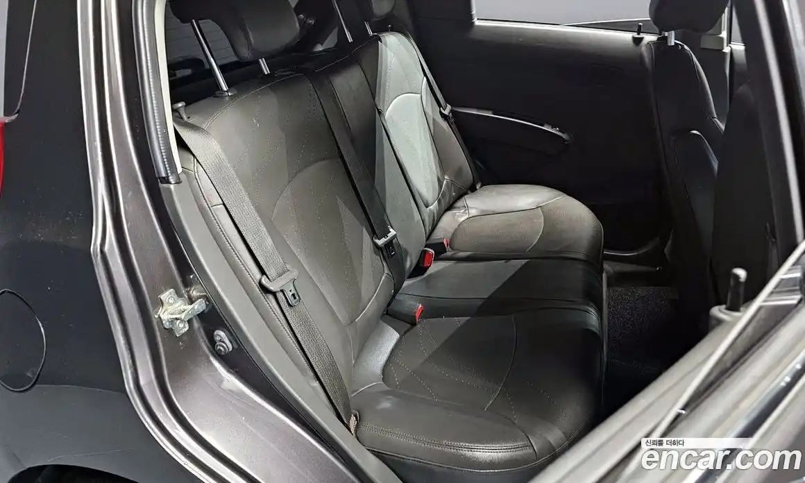 Chevrolet Spark 2014 1.0 Автомат в Москве № 589828, фото 12