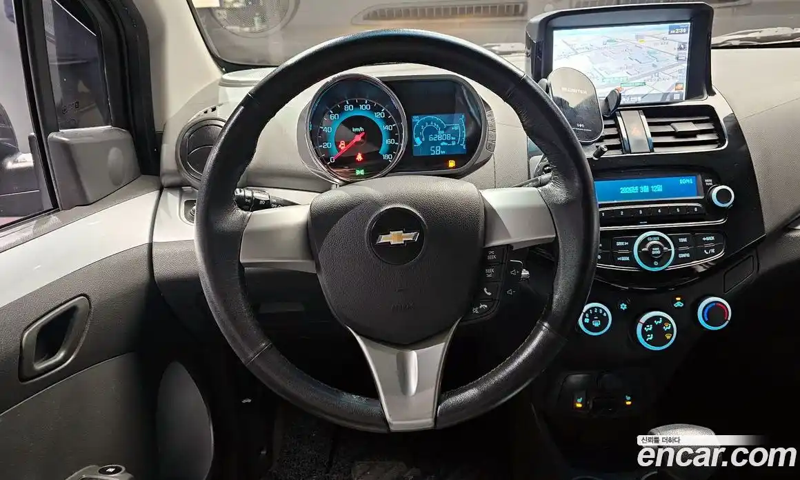 Chevrolet Spark 2014 1.0 Автомат в Москве № 589828, фото 13