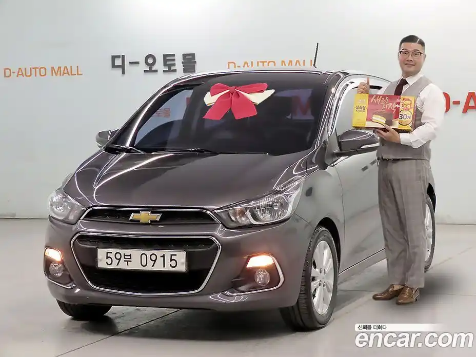 Chevrolet Spark 2016 1.0 Автомат в Москве № 589848, фото 1