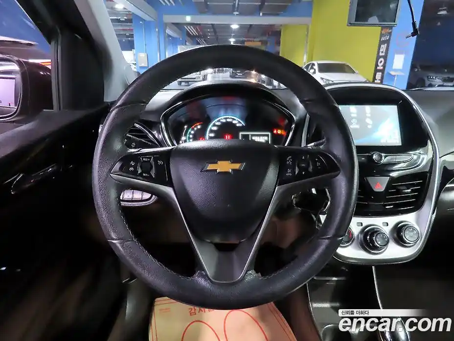 Chevrolet Spark 2016 1.0 Автомат в Москве № 589848, фото 14