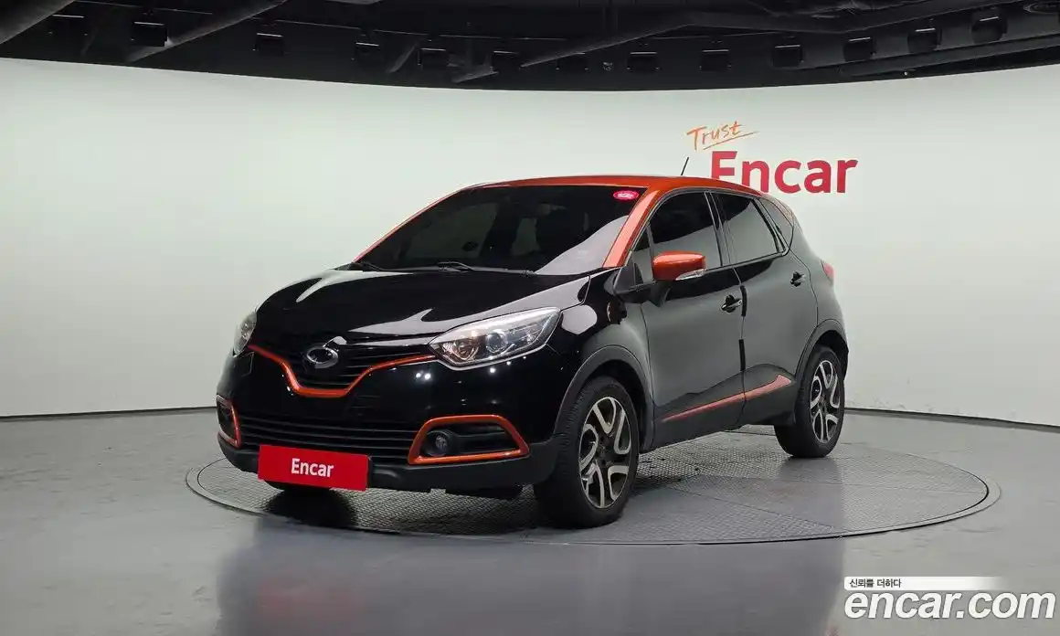 Renault QM3 2016 1.5 Автомат в Москве № 590195, фото 1