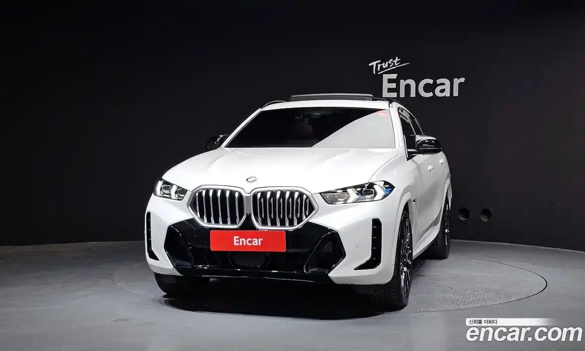 BMW X6 2025 3.0 Автомат в Москве № 590978, фото 3