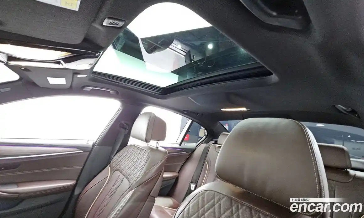 BMW 5-Series 2020 2.0 Автомат в Москве № 591332, фото 17